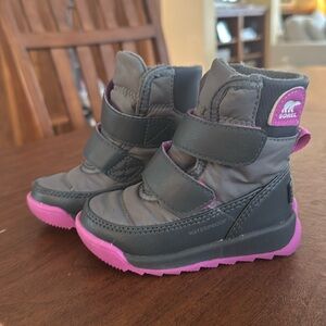 Whitney™ II Short Waterproof Insulated Boot size 5. Like new condition